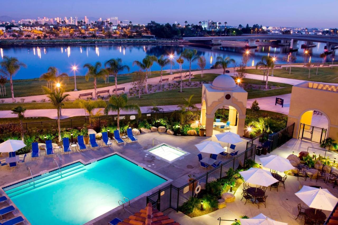 คอร์ตยาร์ด ซานดิเอโก แอร์พอร์ต/ลิเบอร์ตี สเตชั่น Hotel ภายนอก รูปภาพ