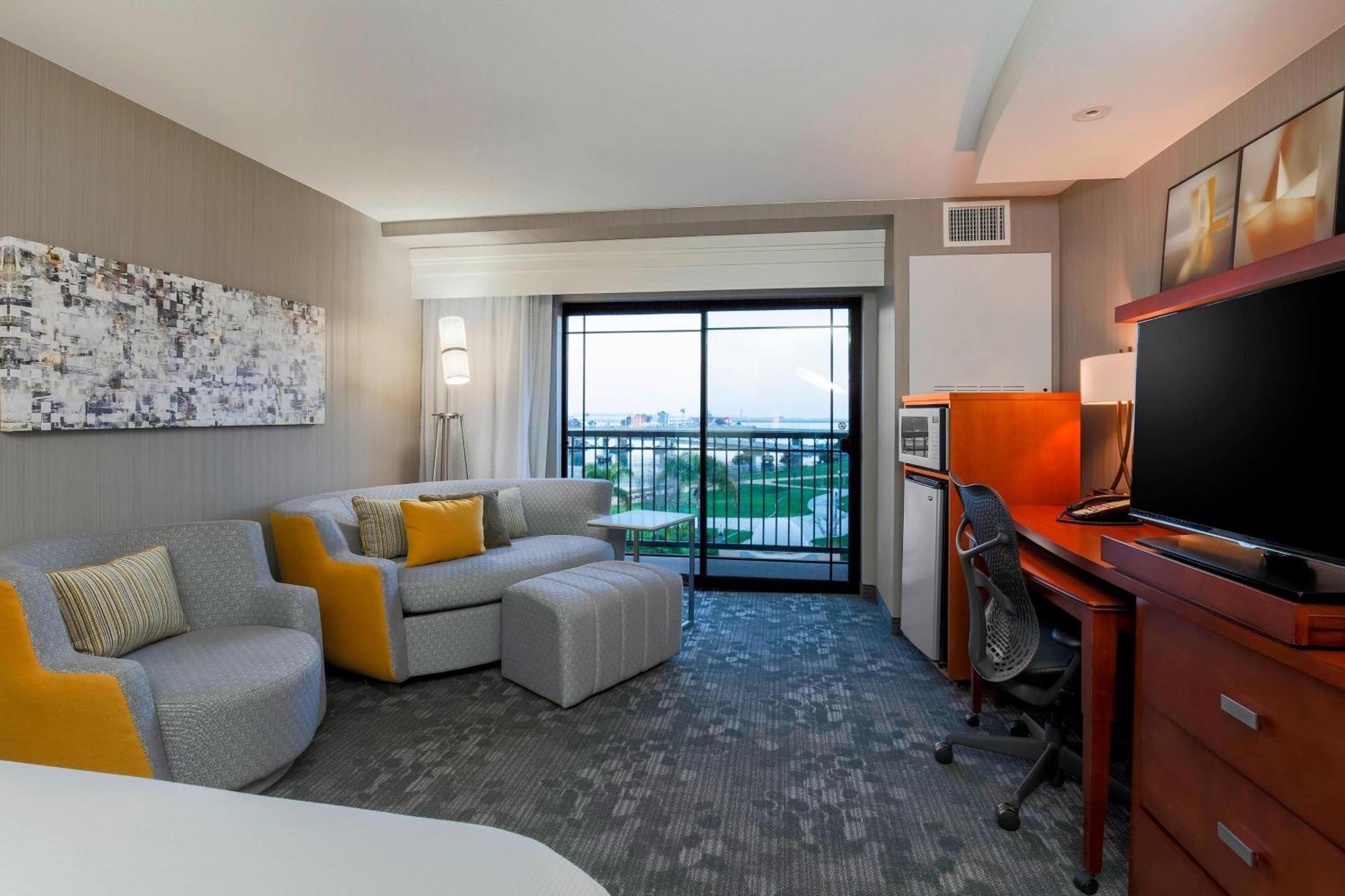 คอร์ตยาร์ด ซานดิเอโก แอร์พอร์ต/ลิเบอร์ตี สเตชั่น Hotel ภายนอก รูปภาพ